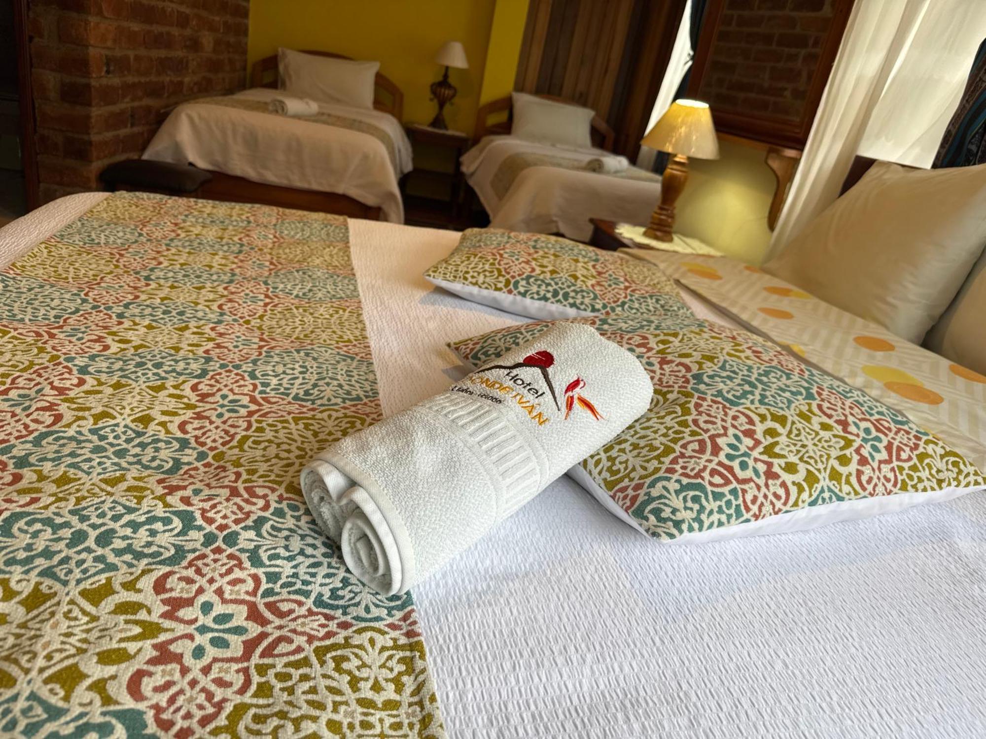 Hotel Donde Ivan Baños Zewnętrze zdjęcie