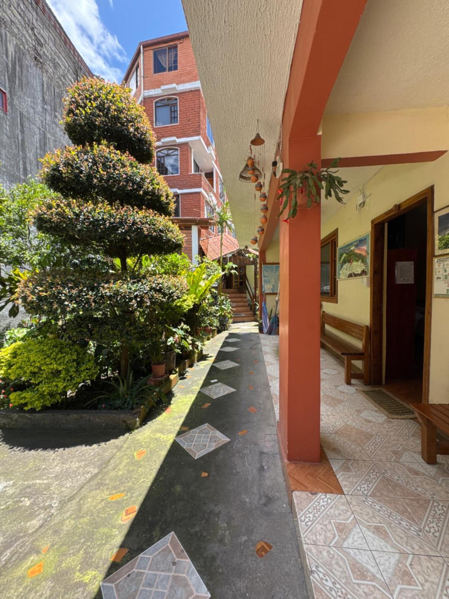 Hotel Donde Ivan Baños Zewnętrze zdjęcie
